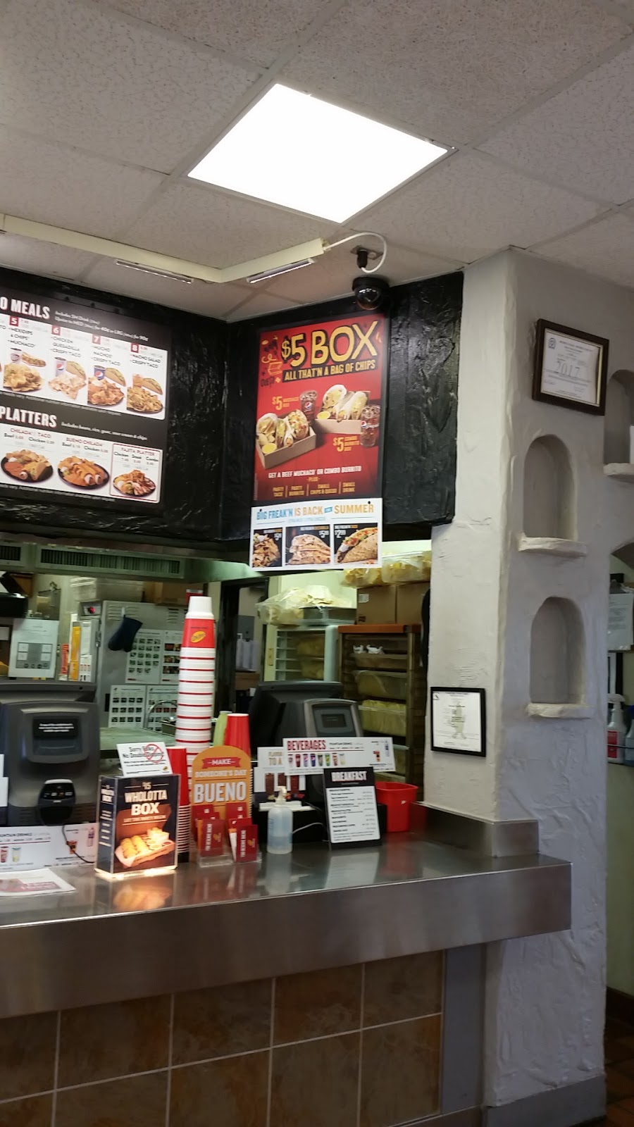 Taco Bueno | restaurant | 4417 Kemp Blvd, Wichita Falls, TX 76308, USA | 9402281550 OR +1 940-228-1550