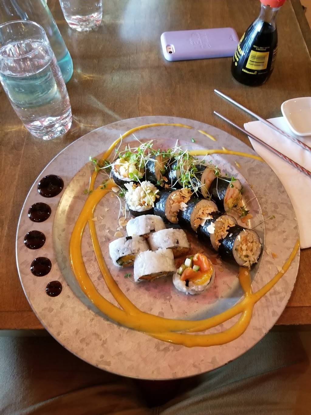 Sushizo des Forges | restaurant | 4835 Boulevard des Forges, Trois-Rivières, QC G8Y 4Z3, Canada | 8198402425 OR +1 819-840-2425