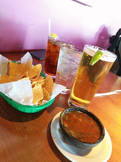 La Fogata | restaurant | 8090 E Quincy Ave, Denver, CO 80237, USA | 7209747315 OR +1 720-974-7315