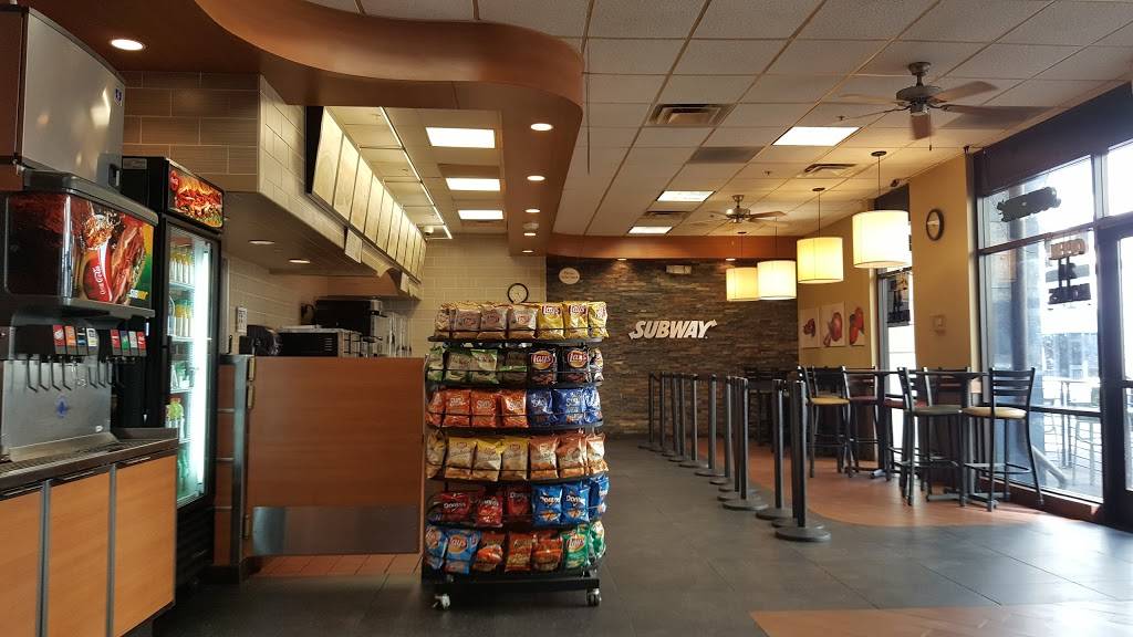 Subway | meal takeaway | 611 K St Suite A, San Diego, CA 92101, USA | 6195250022 OR +1 619-525-0022