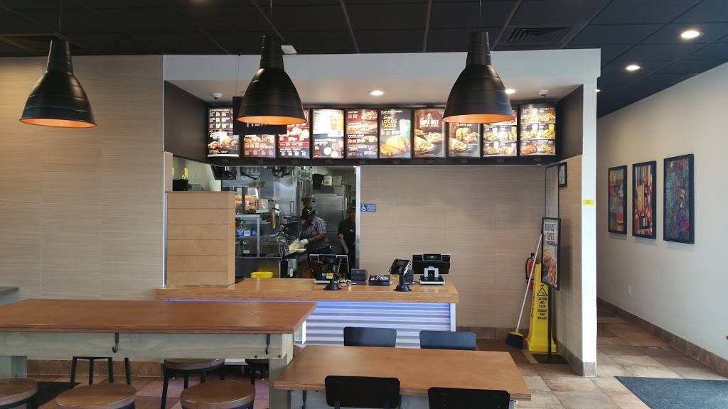 Taco Bell | meal takeaway | 1720 Tiny Town Rd, Clarksville, TN 37042, USA | 9316487509 OR +1 931-648-7509