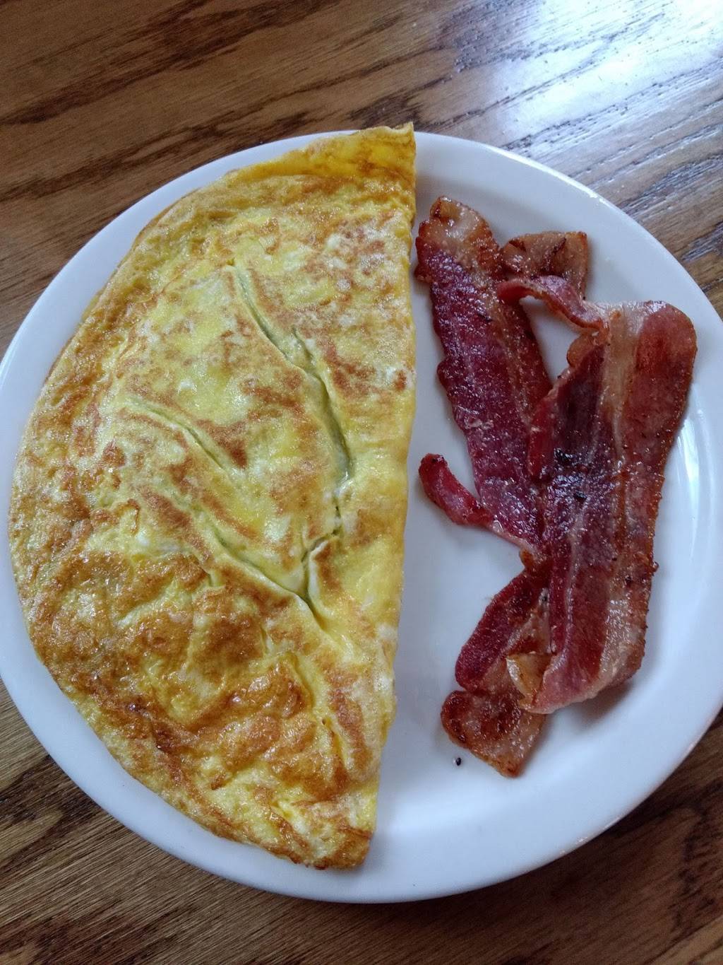 Autumn Meadows | restaurant | 431 Corbin Rd, Oxford, NY 13830, USA | 6078438240 OR +1 607-843-8240