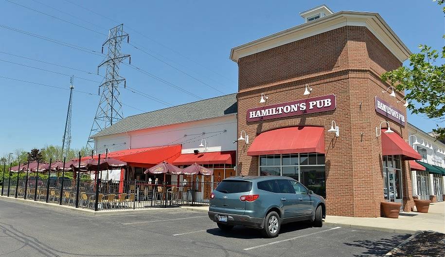 Hamiltons Pub | restaurant | 4866 Thompson Rd, Columbus, OH 43230, USA | 6147750007 OR +1 614-775-0007