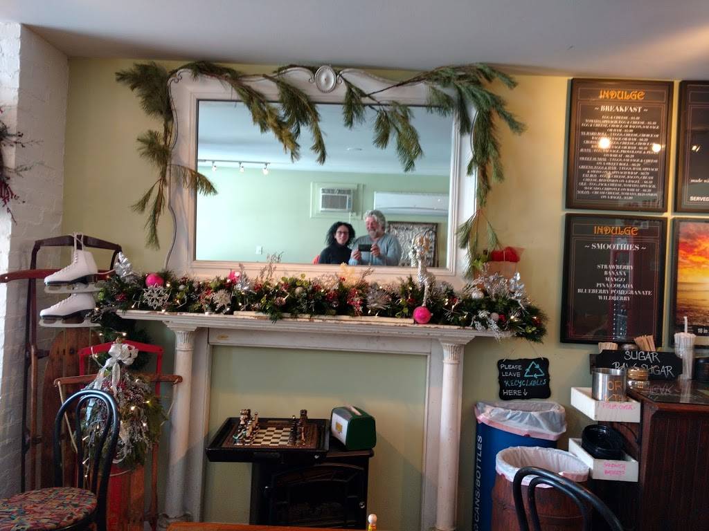 Indulge Coffee and Sandwich Co. | cafe | 17 High St, Stonington, CT 06378, USA | 8604158575 OR +1 860-415-8575