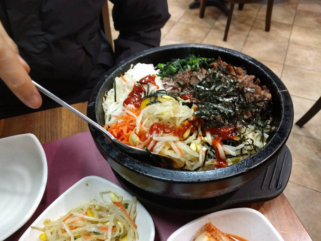 Moms Tofu House | restaurant | 133 El Camino Real, Millbrae, CA 94030, USA | 6502596430 OR +1 650-259-6430