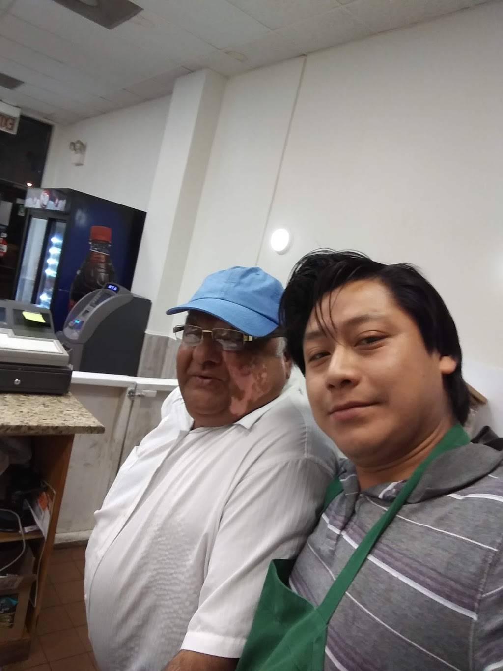 Sammys | restaurant | 1241 N Clybourn Ave, Chicago, IL 60610, USA | 3122667290 OR +1 312-266-7290