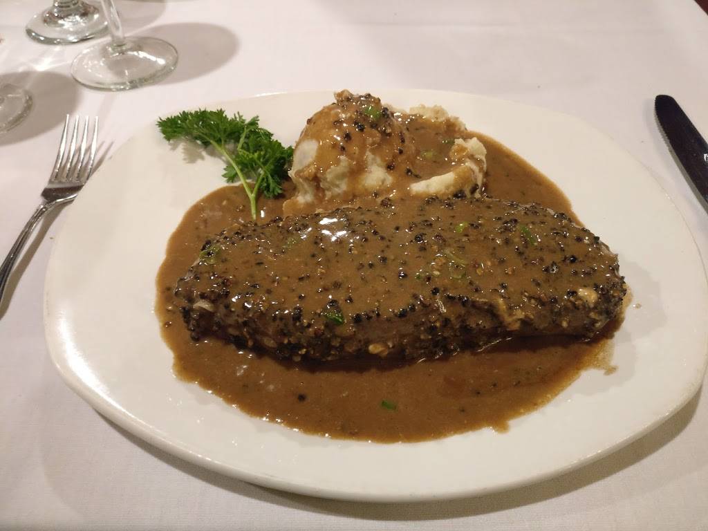 Lord Byron Steak & Seafood House | restaurant | 10 Main St S, Waterdown, ON L0R 2H0, Canada | 9056896648 OR +1 905-689-6648