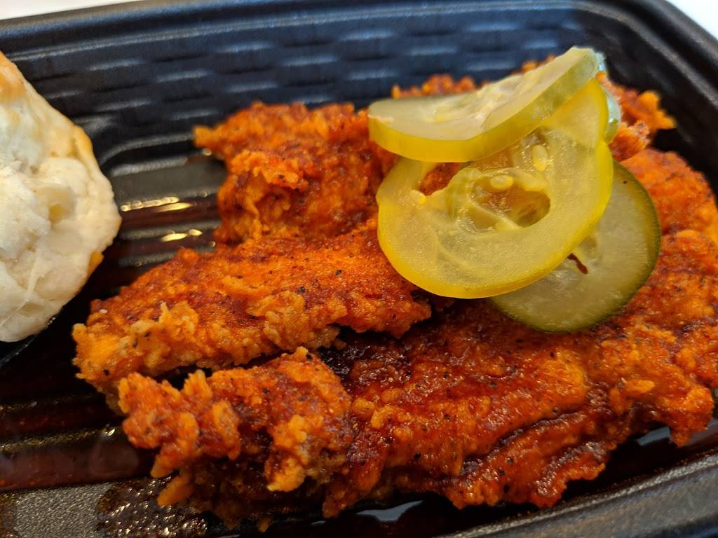 KFC | restaurant | 4812 Outer Loop, Louisville, KY 40219, USA | 5029665439 OR +1 502-966-5439