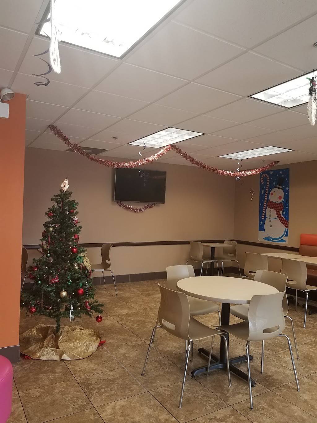 Dunkin Donuts | cafe | 10301 Central Ave, Oak Lawn, IL 60453, USA | 7084227450 OR +1 708-422-7450