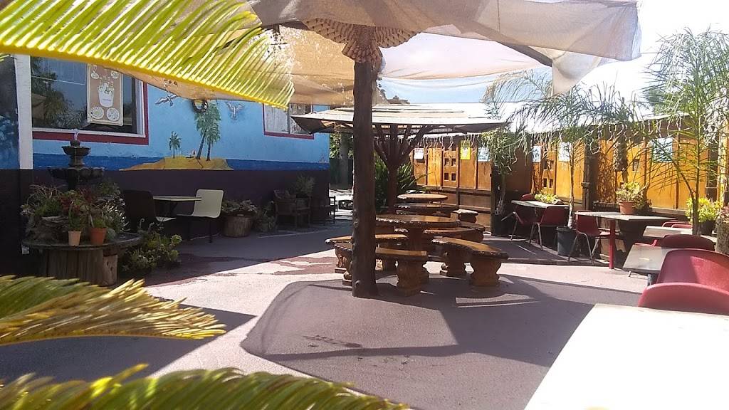 Los Juniors Mexican Food | restaurant | 1984 S Santa Fe Ave, Vista, CA 92083, USA | 7602951088 OR +1 760-295-1088