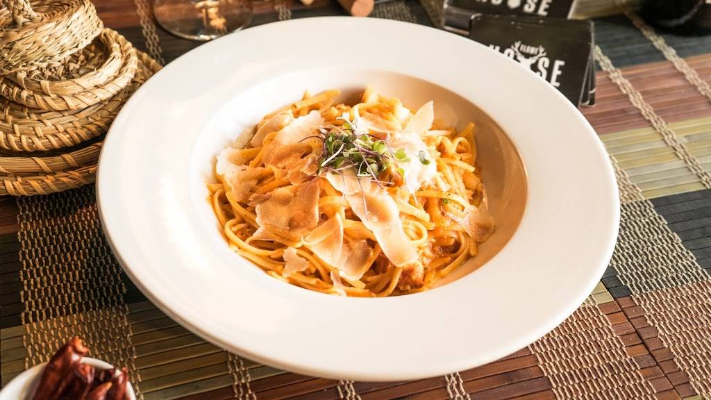 Flame House Lounge | restaurant | 730 W Hallandale Beach Blvd #102, Hallandale Beach, FL 33009, USA | 7864933331 OR +1 786-493-3331