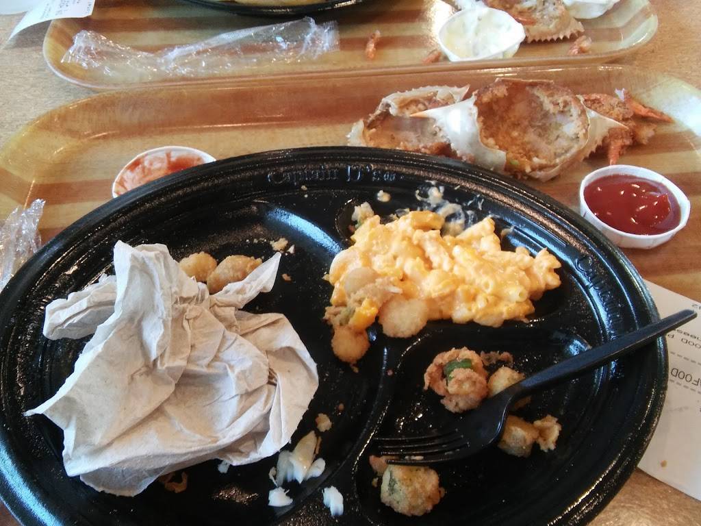 Captain Ds | restaurant | 245 NW New Circle Rd, Lexington, KY 40505, USA | 8592990614 OR +1 859-299-0614