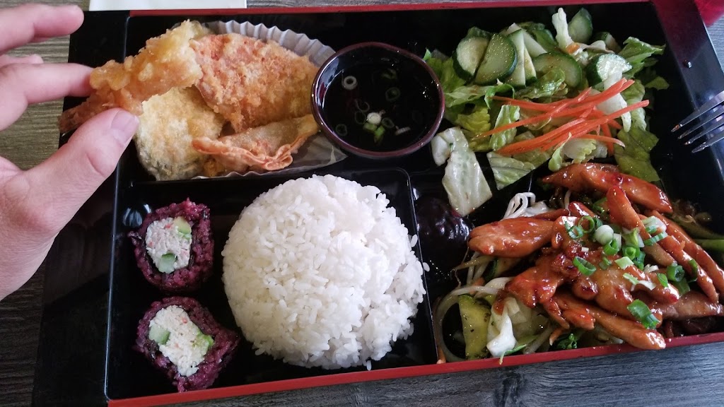 Pho Bay | restaurant | 445 E Main St, El Centro, CA 92243, USA | 7603379105 OR +1 760-337-9105