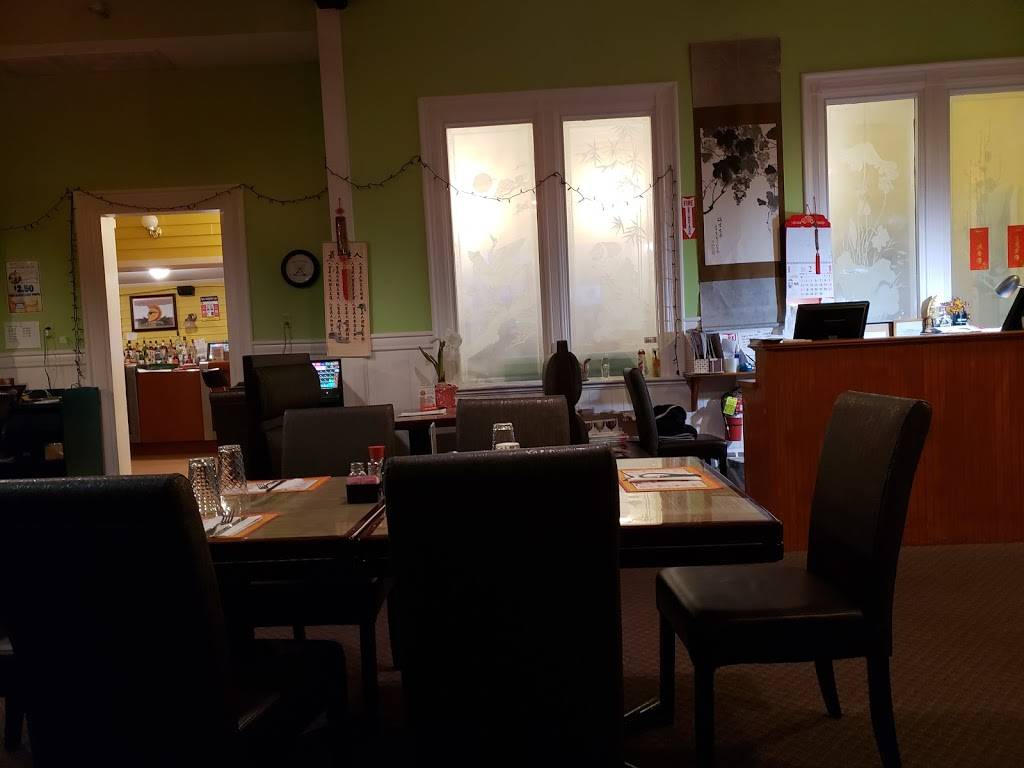 King House | restaurant | 1 Dunster Ave, Greenville, NH 03048, USA | 6038789888 OR +1 603-878-9888