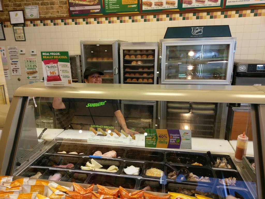 Subway Restaurants | restaurant | 10978 Grant Rd A, Houston, TX 77070, USA | 2818948866 OR +1 281-894-8866