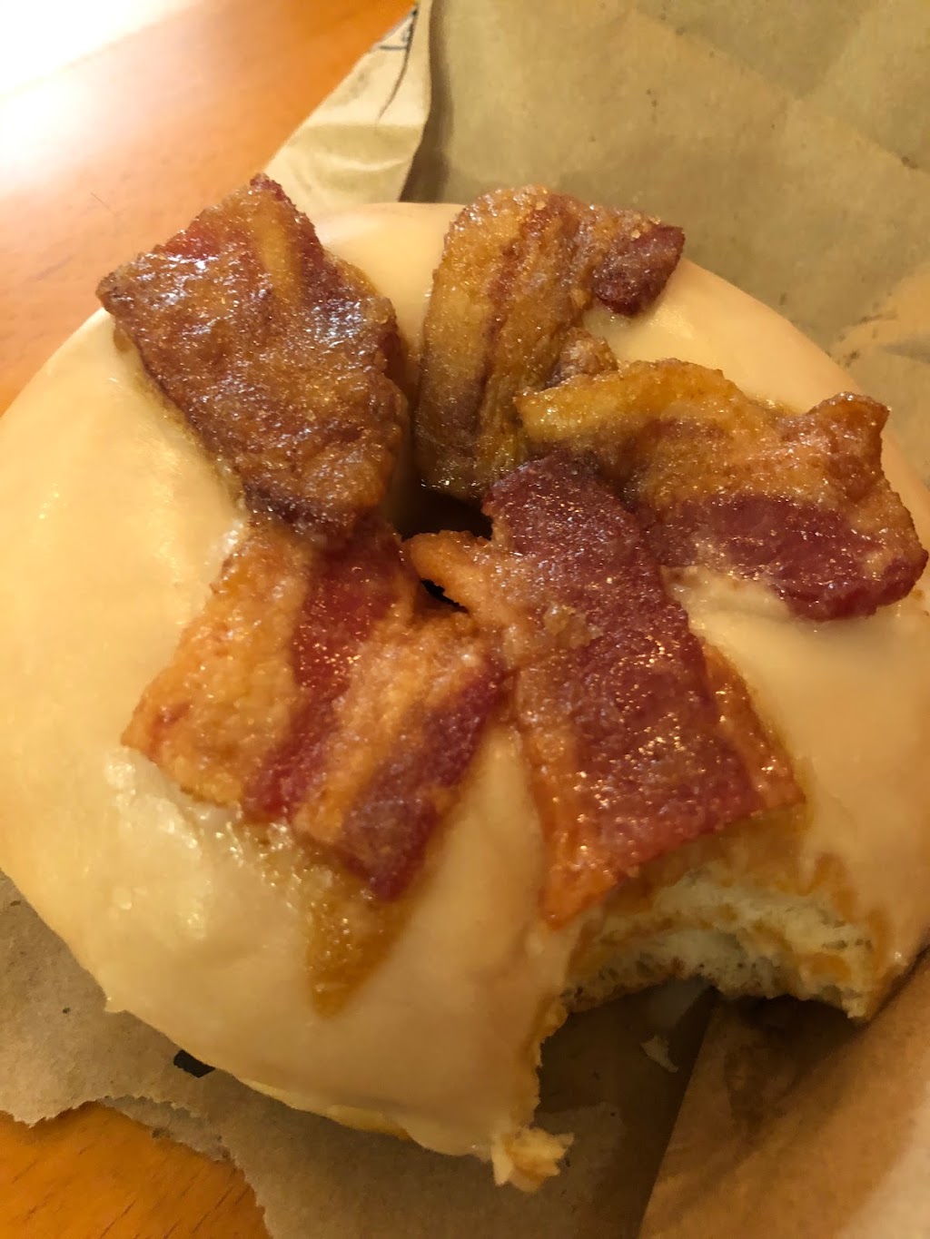 Davis Square Hand Crafted Donuts & Bagels | bakery | 377 Summer St, Somerville, MA 02144, USA | 6177640631 OR +1 617-764-0631