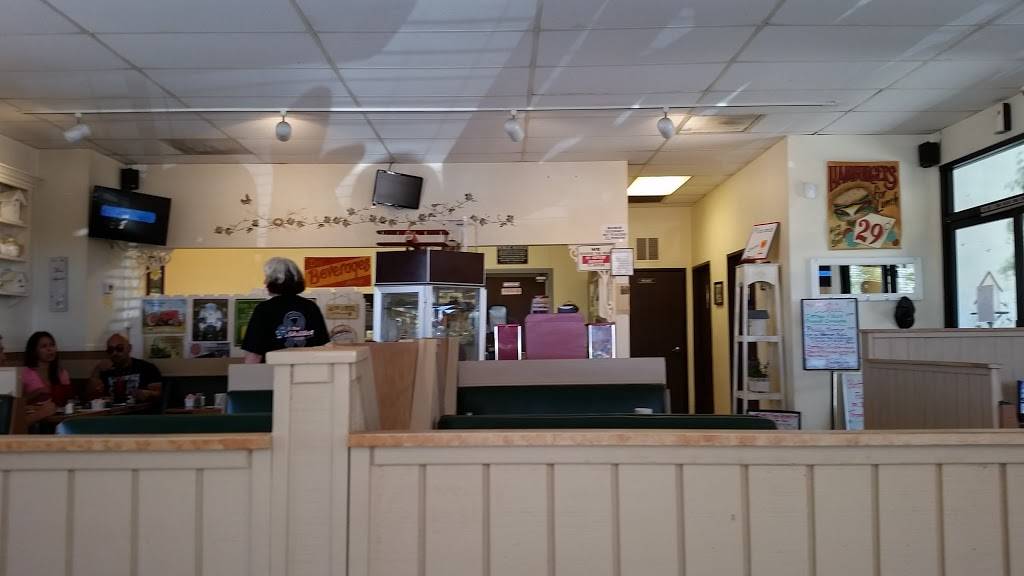 Skillet Cafe | restaurant | 4646 Phelan Rd, Phelan, CA 92371, USA | 7608682298 OR +1 760-868-2298