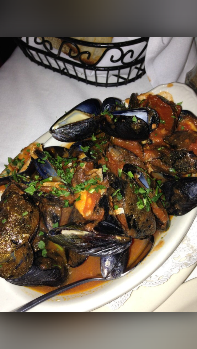 Anthonys Runway 84 | night club | 330 W State Rd 84, Fort Lauderdale, FL 33315, USA | 9544678484 OR +1 954-467-8484