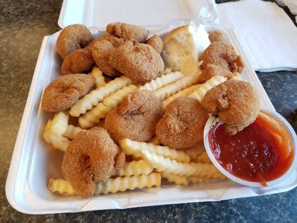 Lawrences Fish and Shrimp | meal takeaway | 2120 S Canal St, Chicago, IL 60616, USA | 3122252113 OR +1 312-225-2113