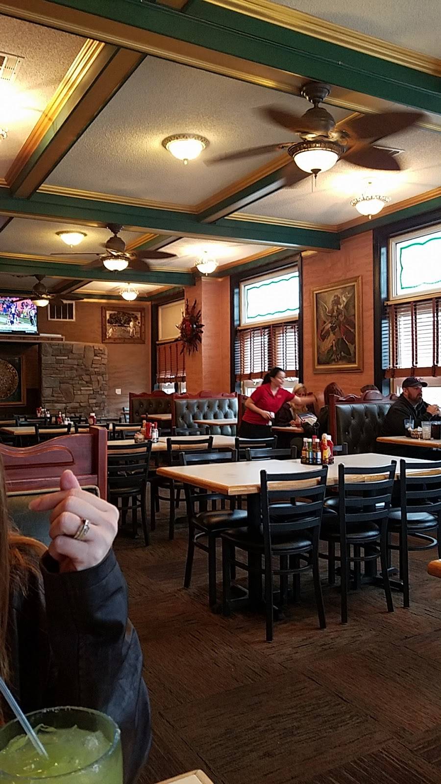 Pedros Grill & Cantina | restaurant | 915 Cloquet Ave, Cloquet, MN 55720, USA | 2188797171 OR +1 218-879-7171