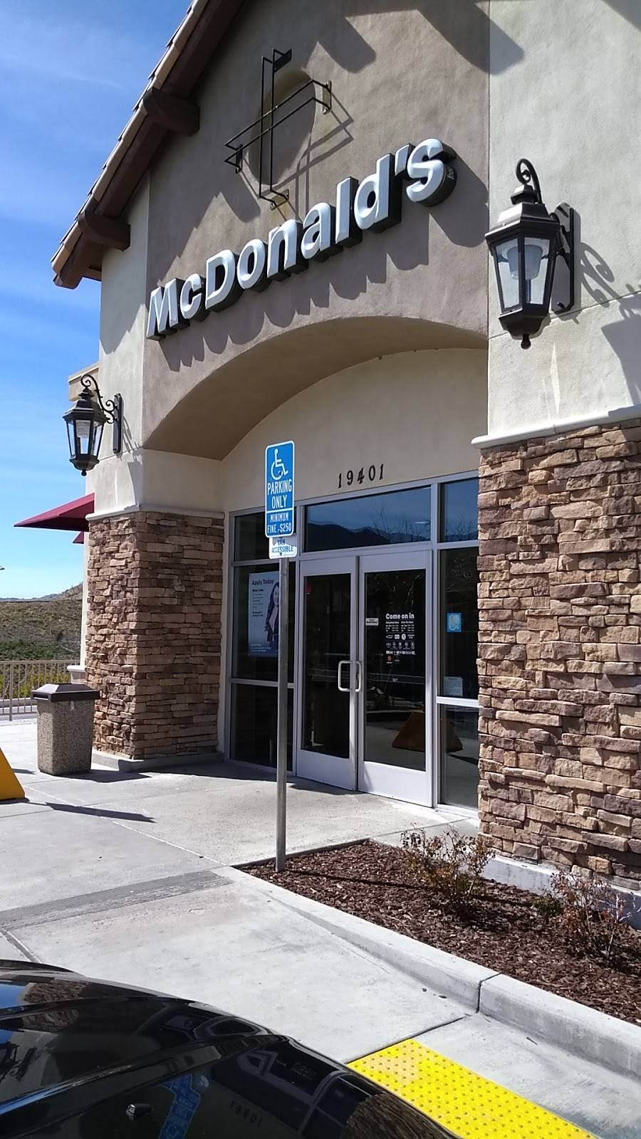 McDonalds | cafe | 19401 Golden Valley Rd, Santa Clarita, CA 91387, USA | 6612504842 OR +1 661-250-4842