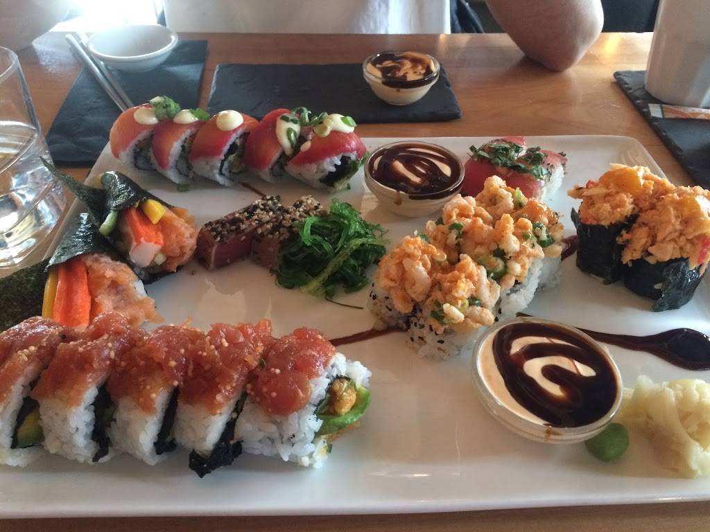 Sushi Taxi | restaurant | 1001 Rte de lÉglise, Québec, QC G1V 3V7, Canada | 4186537775 OR +1 418-653-7775