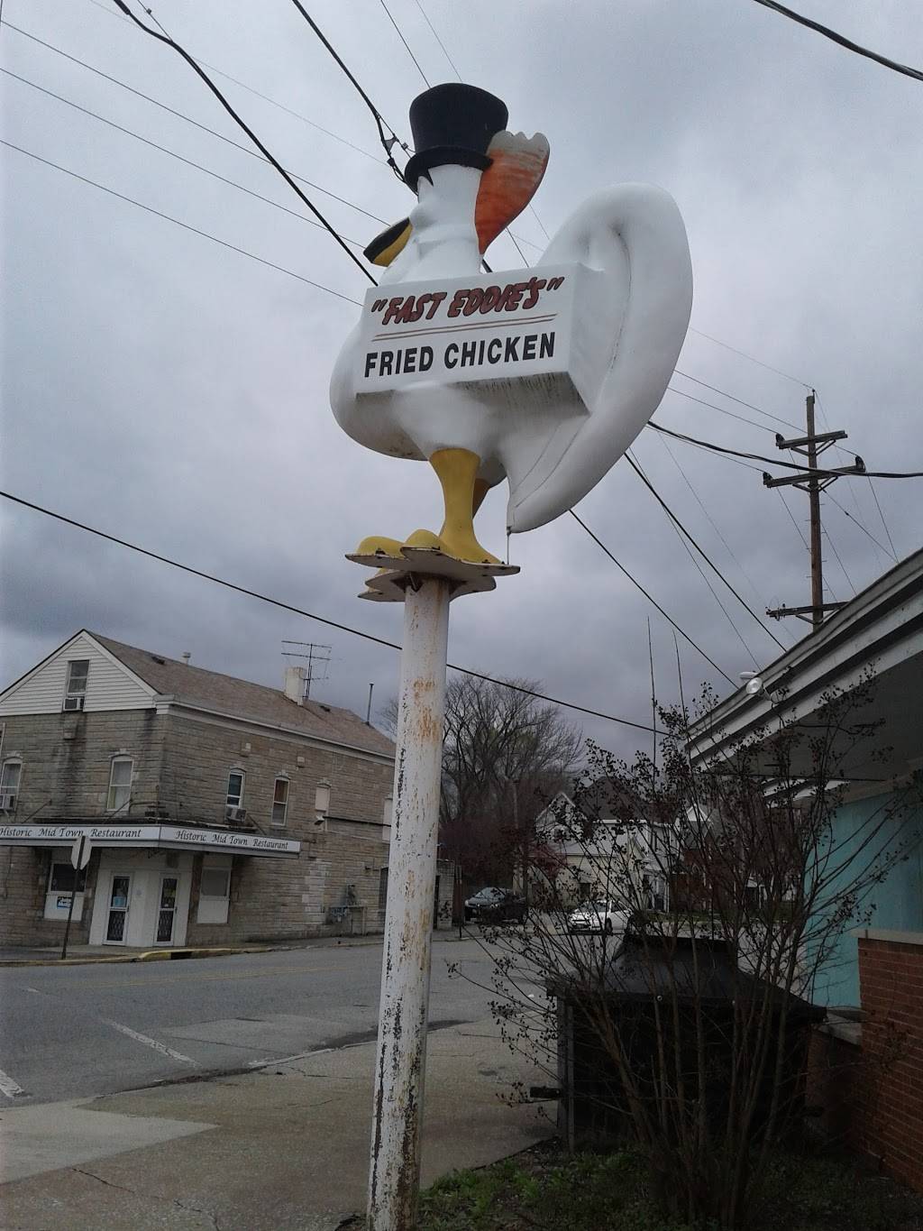 Fast Eddies Fried Chicken | restaurant | 701 Central Ave, Alton, IL 62002, USA | 6184653876 OR +1 618-465-3876