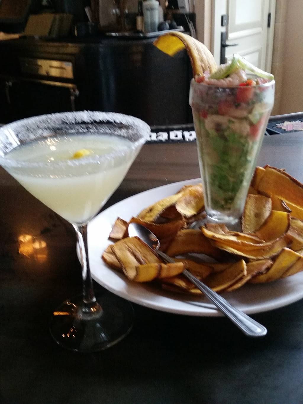 Galvez Bar & Grill | restaurant | 2024 Seawall Blvd, Galveston, TX 77550, USA | 4095152145 OR +1 409-515-2145