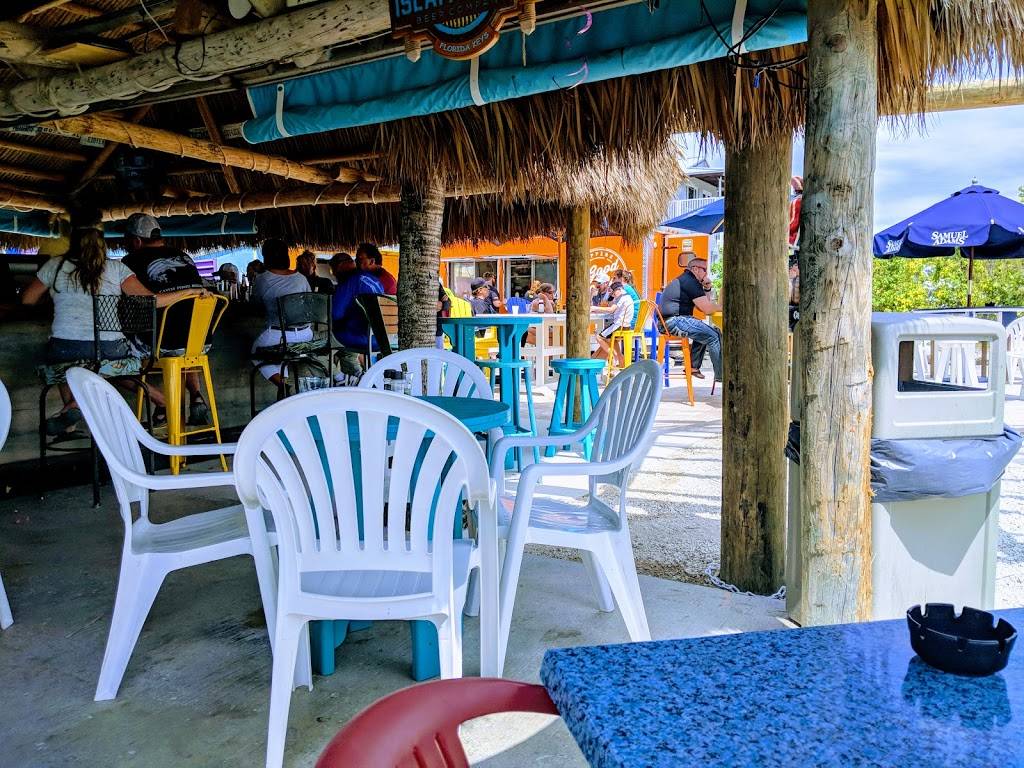 Snappers Oceanfront Restaurant & Bar | restaurant | 139 Seaside Ave, Key Largo, FL 33037, USA | 3058525956 OR +1 305-852-5956