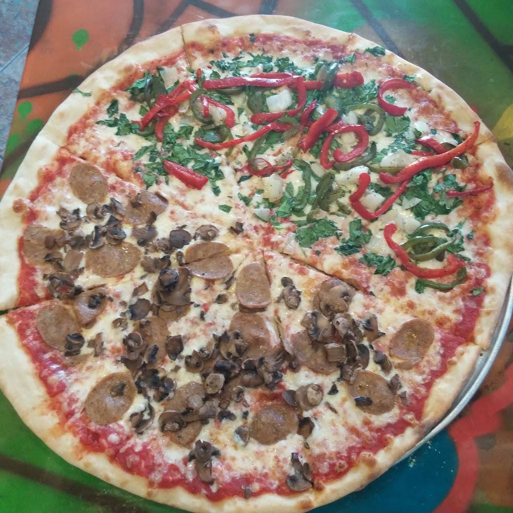 New York Slices | meal delivery | 1843 2nd St, Highland Park, IL 60035, USA | 8474326979 OR +1 847-432-6979