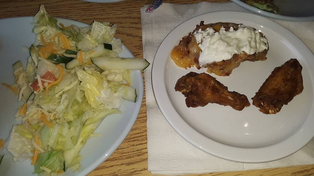 Cafe Hot Wing | restaurant | 6595 Tara Blvd, Jonesboro, GA 30236, USA | 7704713200 OR +1 770-471-3200