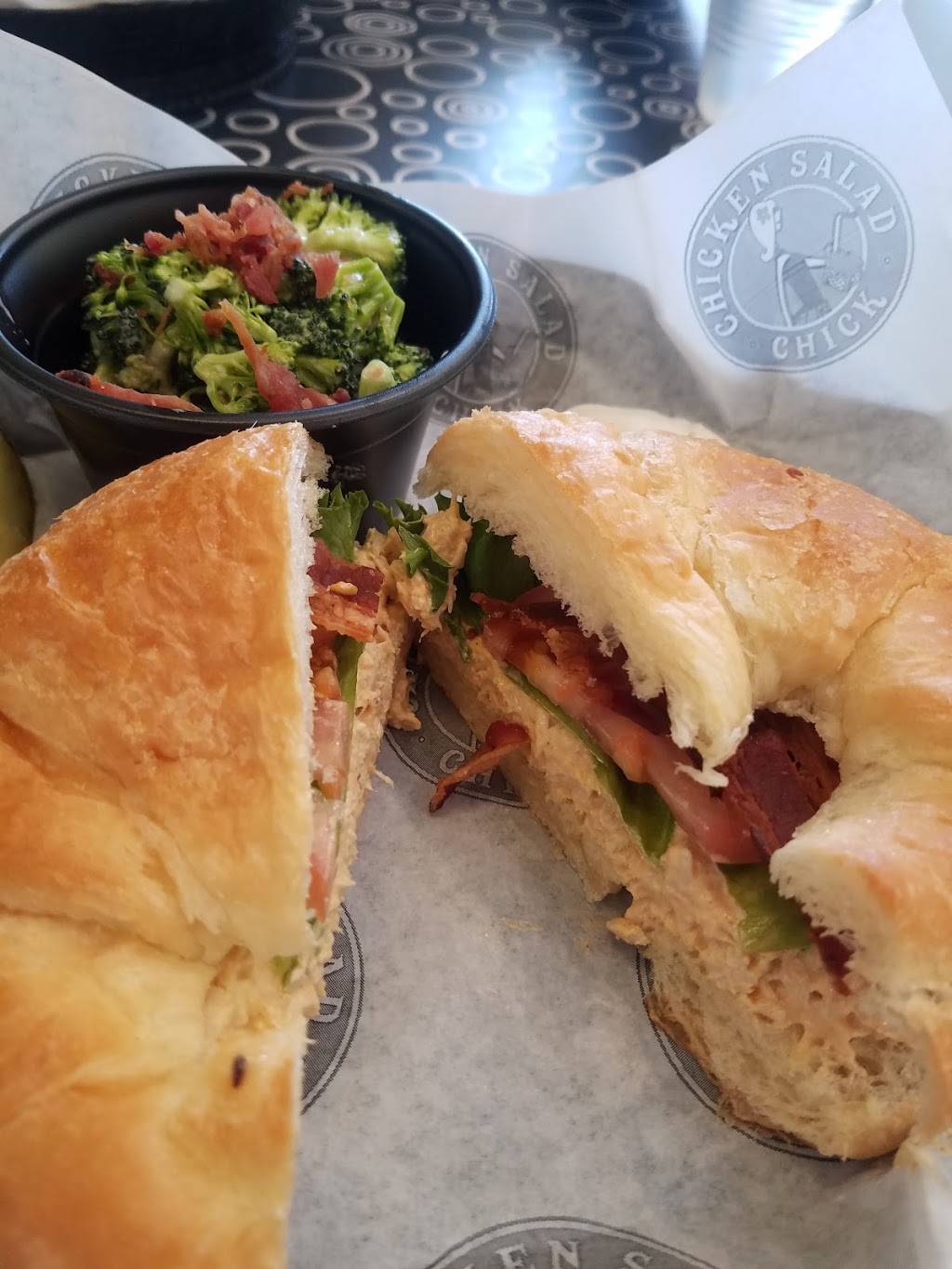 Chicken Salad Chick | restaurant | 17215 Chesterfield Airport Rd, Chesterfield, MO 63005, USA | 6362385603 OR +1 636-238-5603