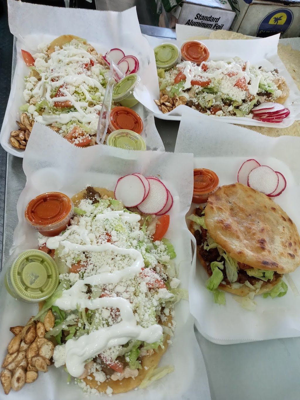 Taqueria gris | restaurant | 4545 Griggs Rd, Houston, TX 77021, USA | 8328010069 OR +1 832-801-0069