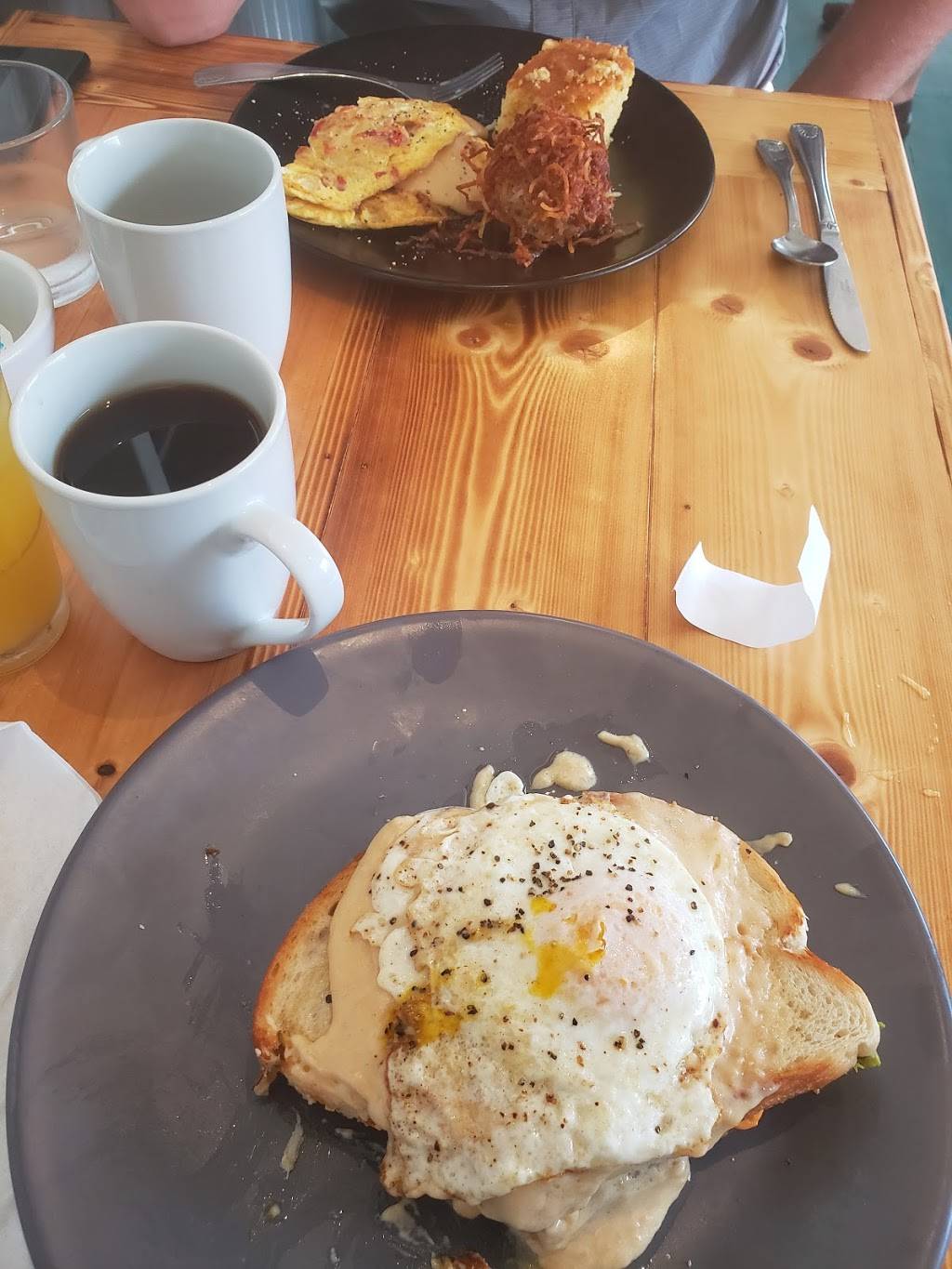 Hair of the Dog Eatery, Shore Drive | restaurant | 3629 Shore Dr, Virginia Beach, VA 23455, USA | 7573632490 OR +1 757-363-2490