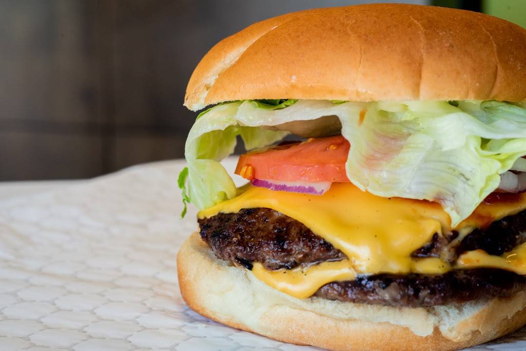 Mugs Pizza & Ribs | meal takeaway | 1695 Weiland Rd, Buffalo Grove, IL 60089, USA | 8477778182 OR +1 847-777-8182