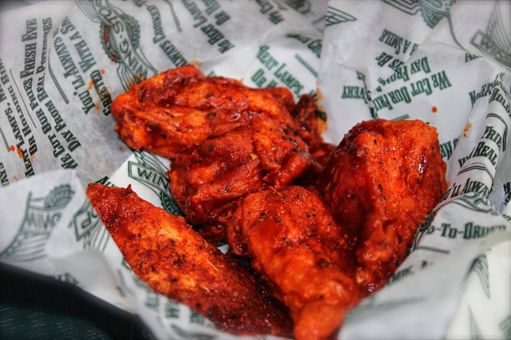 Wingstop | restaurant | 1261 N Lake St, Aurora, IL 60506, USA | 6308449464 OR +1 630-844-9464