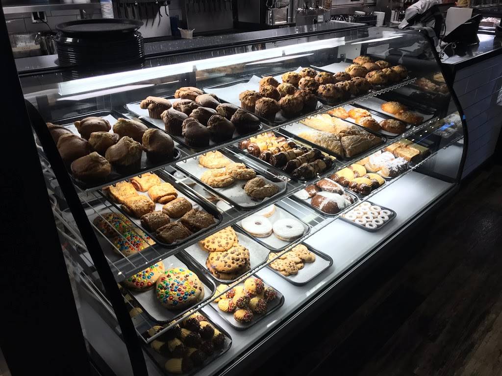 Pantry | bakery | 525 Merrick Rd, Rockville Centre, NY 11570, USA | 5167668848 OR +1 516-766-8848