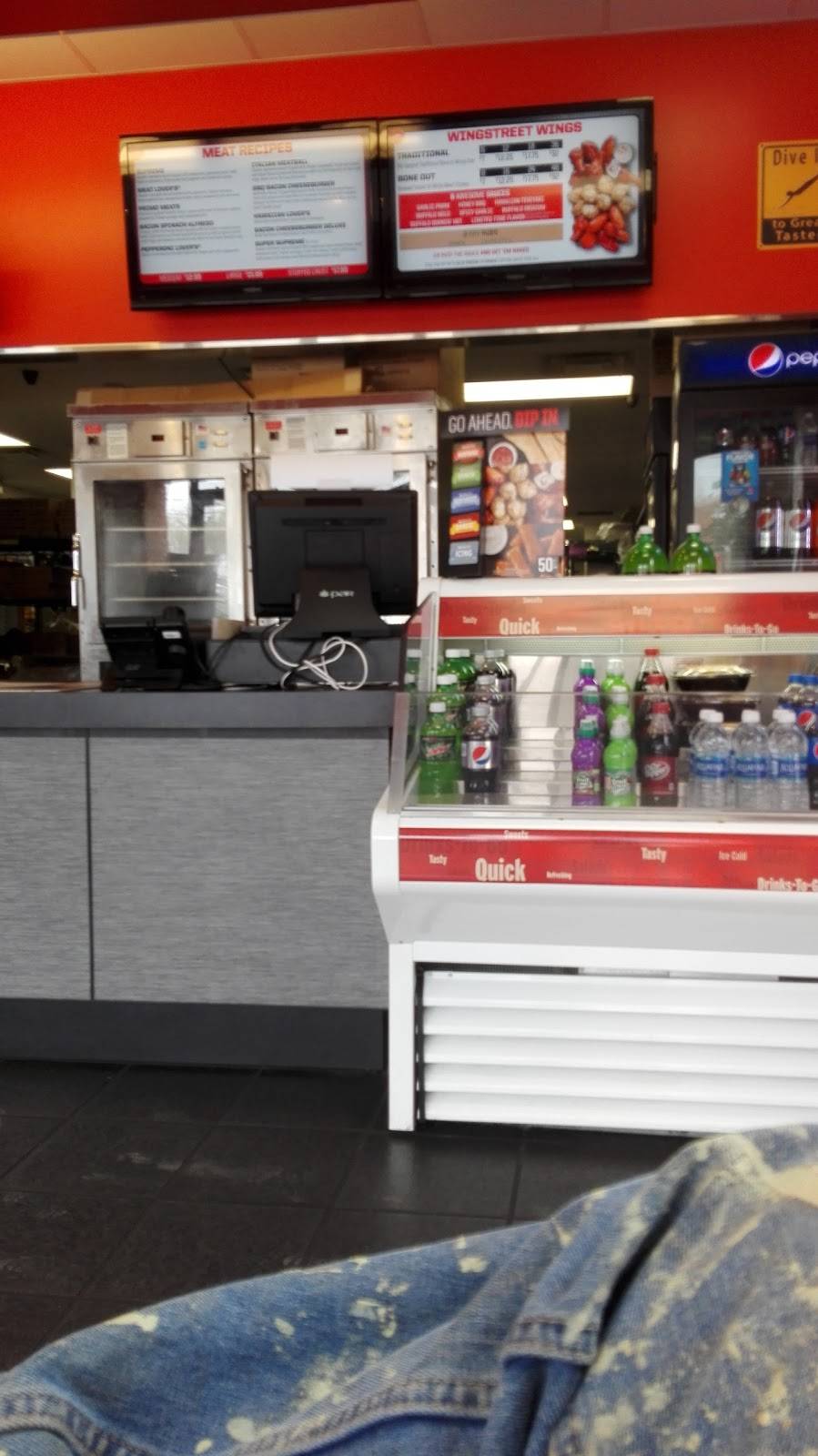 Pizza Hut | restaurant | 2919 Manchaca Rd Suite A-100, Austin, TX 78704, USA | 5125058494 OR +1 512-505-8494