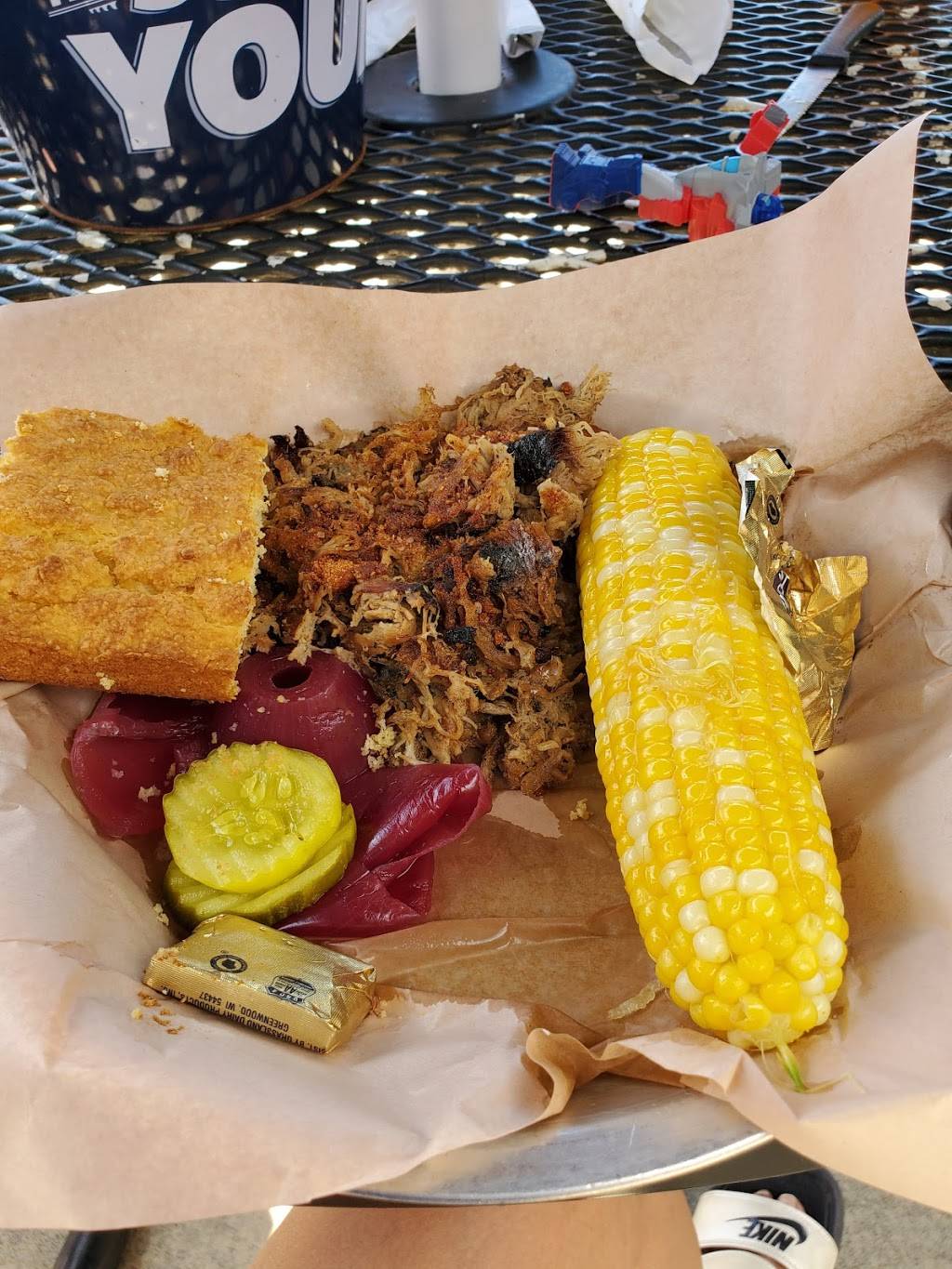 When Pigs Fly BBQ Pit | restaurant | 8254 1st St, Westfield, NY 14787, USA | 7163262017 OR +1 716-326-2017