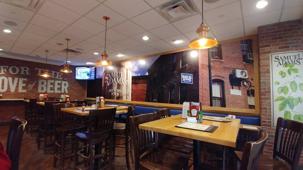 Sam Adams | restaurant | 1 Richard E Byrd Terminal Dr, Richmond, VA 23250, USA | 8042263000 OR +1 804-226-3000