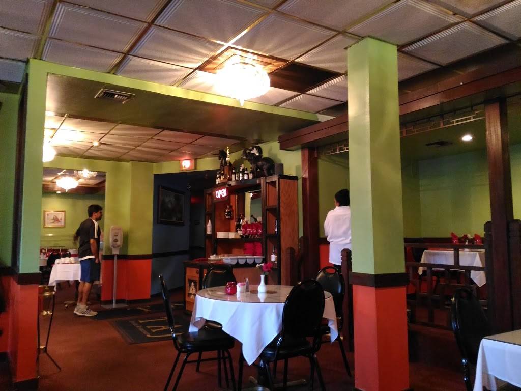 Taj Indian Restaurant | restaurant | 1256 S Park St, Madison, WI 53715, USA | 6082680772 OR +1 608-268-0772