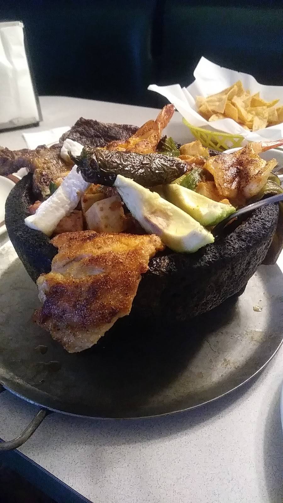 La Sirena Restaurant | restaurant | 4226 E Olympic Blvd, Los Angeles, CA 90023, USA | 3232660278 OR +1 323-266-0278