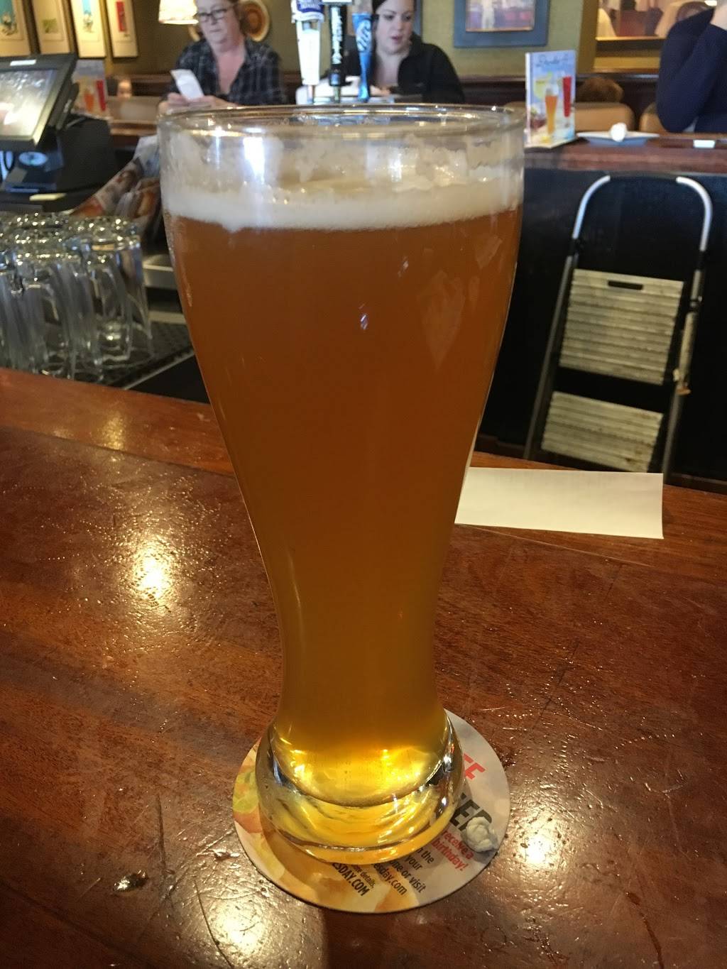 Ruby Tuesday | restaurant | 50 Holyoke St, Holyoke, MA 01040, USA | 4135320409 OR +1 413-532-0409