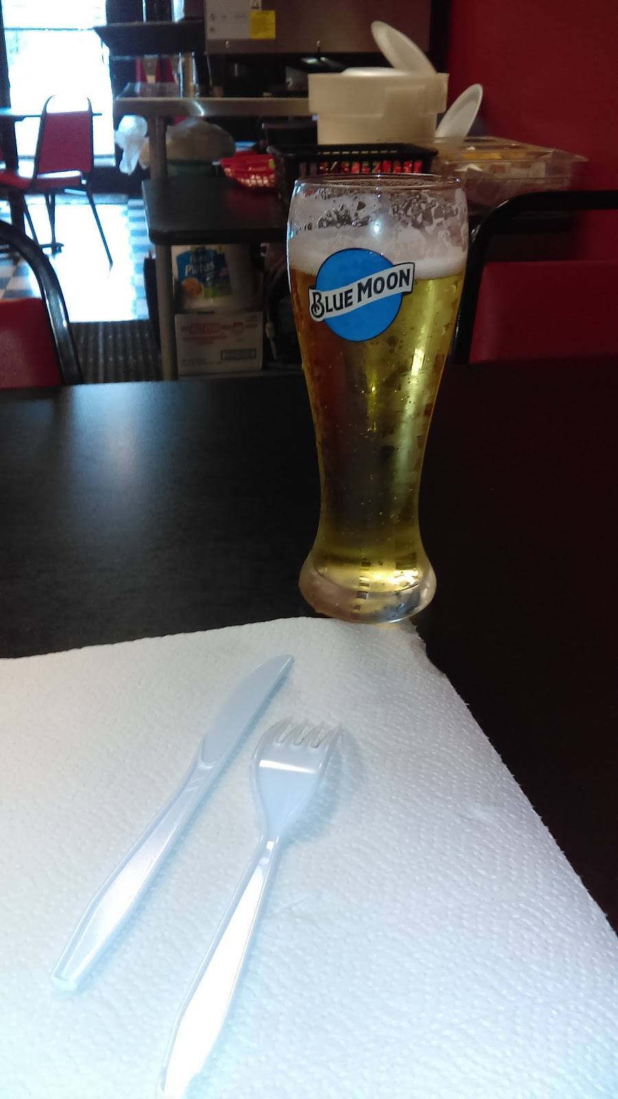 Isabellas Pizza Pub | restaurant | 5315 A Liberty Rd, Greensboro, NC 27406, USA | 3366740060 OR +1 336-674-0060