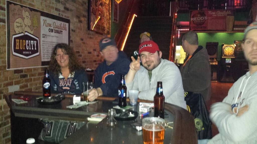 End Zone Bar & Grill | restaurant | 314 Main St, Hobart, IN 46342, USA | 2199420647 OR +1 219-942-0647