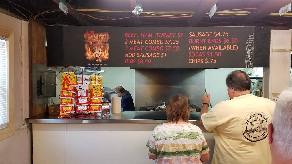 Big Falls Inn Inc | restaurant | 11818 Philadelphia Rd, White Marsh, MD 21162, USA | 4102562500 OR +1 410-256-2500