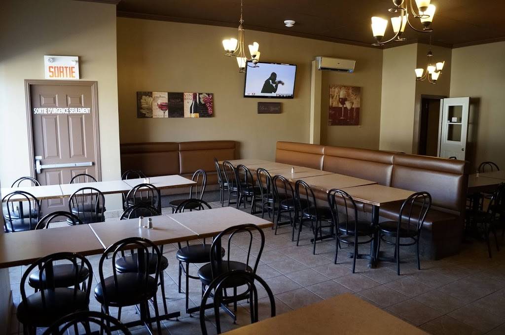 Restaurant La Bonne Fourchette - Pub Totem | meal delivery | 125 Rue Notre Dame, Donnacona, QC G3M 1G3, Canada | 4182853626 OR +1 418-285-3626