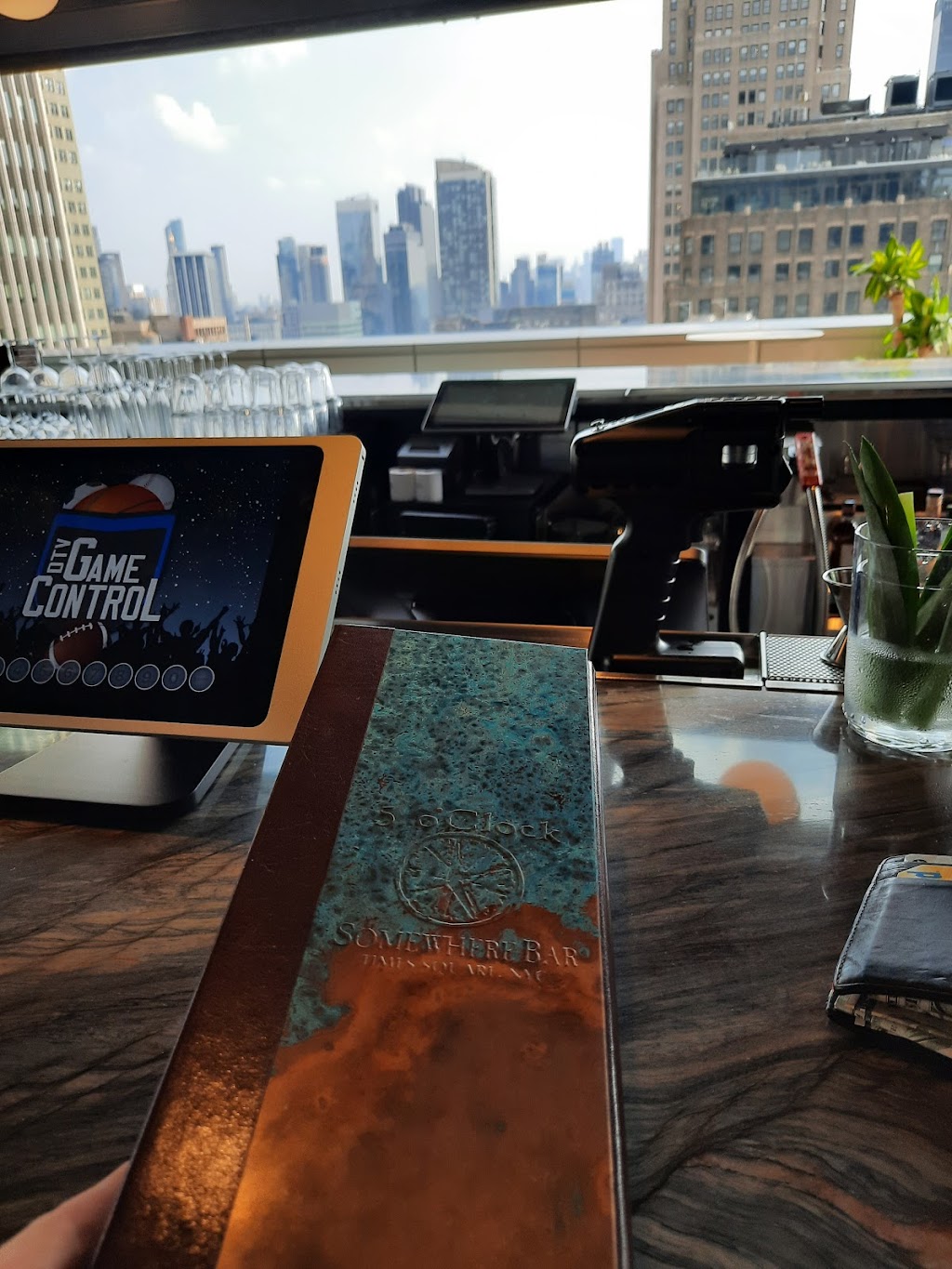 5 oClock Somewhere Bar - Times Square | restaurant | 560 7th Ave, New York, NY 10018, USA | 3322424826 OR +1 332-242-4826