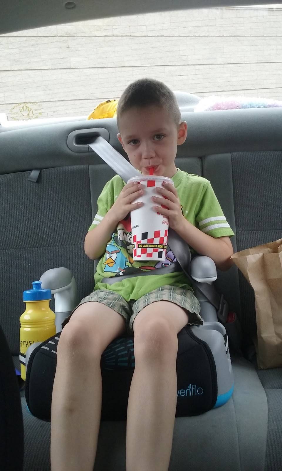 Checkers | restaurant | 1450 East 12 Mile Road, Madison Heights, MI 48071, USA | 2485465103 OR +1 248-546-5103