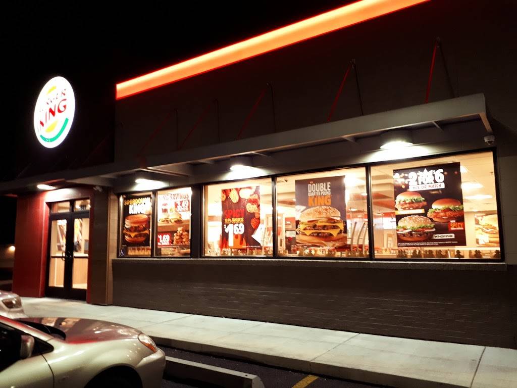 Taco Bell | meal takeaway | 1530 Algonquin Rd, Arlington Heights, IL 60005, USA | 8472599702 OR +1 847-259-9702